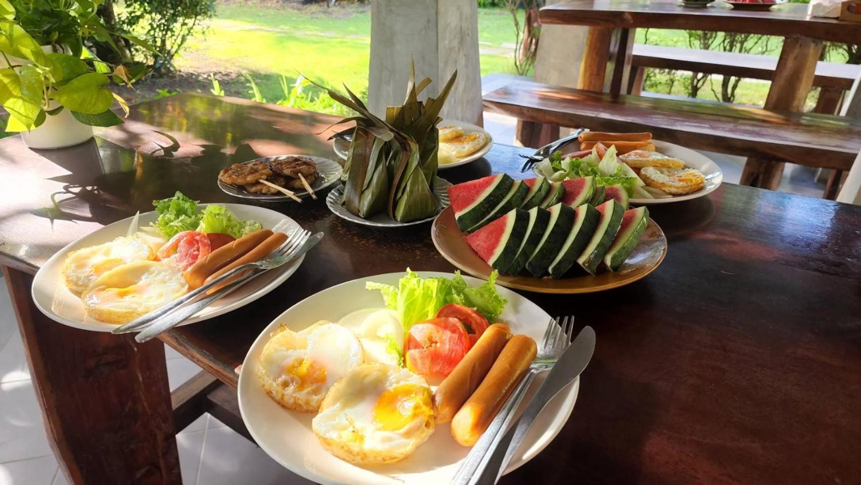 Baan Klong Resort Damnoen Saduak Exterior photo